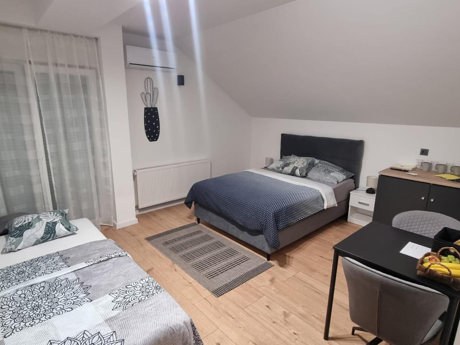 Hotel Sobe Marta Trgovisce Zewnętrze zdjęcie