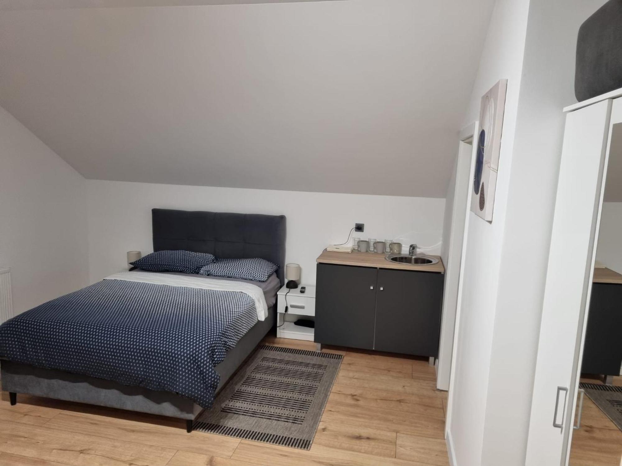 Hotel Sobe Marta Trgovisce Zewnętrze zdjęcie